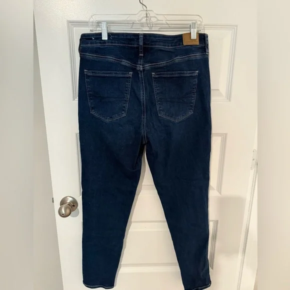 American Eagle Skinny Jeans - Picture 3 of 3